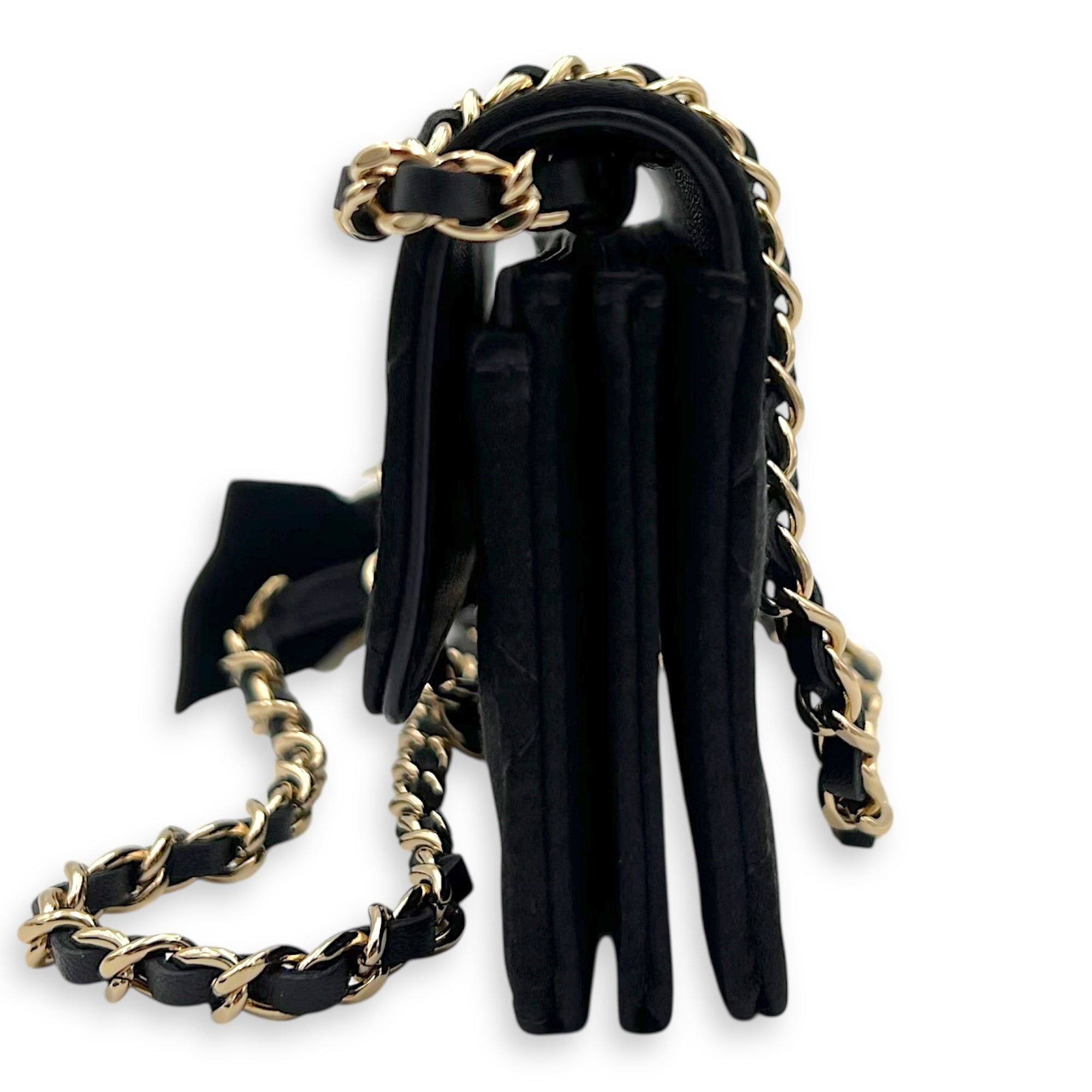 Chanel VIP Gift CC Wallet On Chain Black in Satin, Gold hardware_4