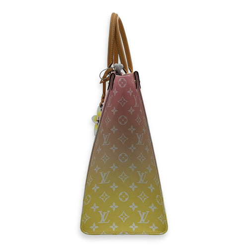 Louis Vuitton OnTheGo GM Multi-colour Tote Bag in Coated Canvas, Gold hardware_4