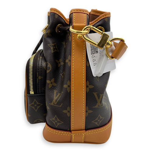 Louis Vuitton Noe Cargo Crossbody Bag Brown in Monogram Coated Canvas, Gold hardware_4