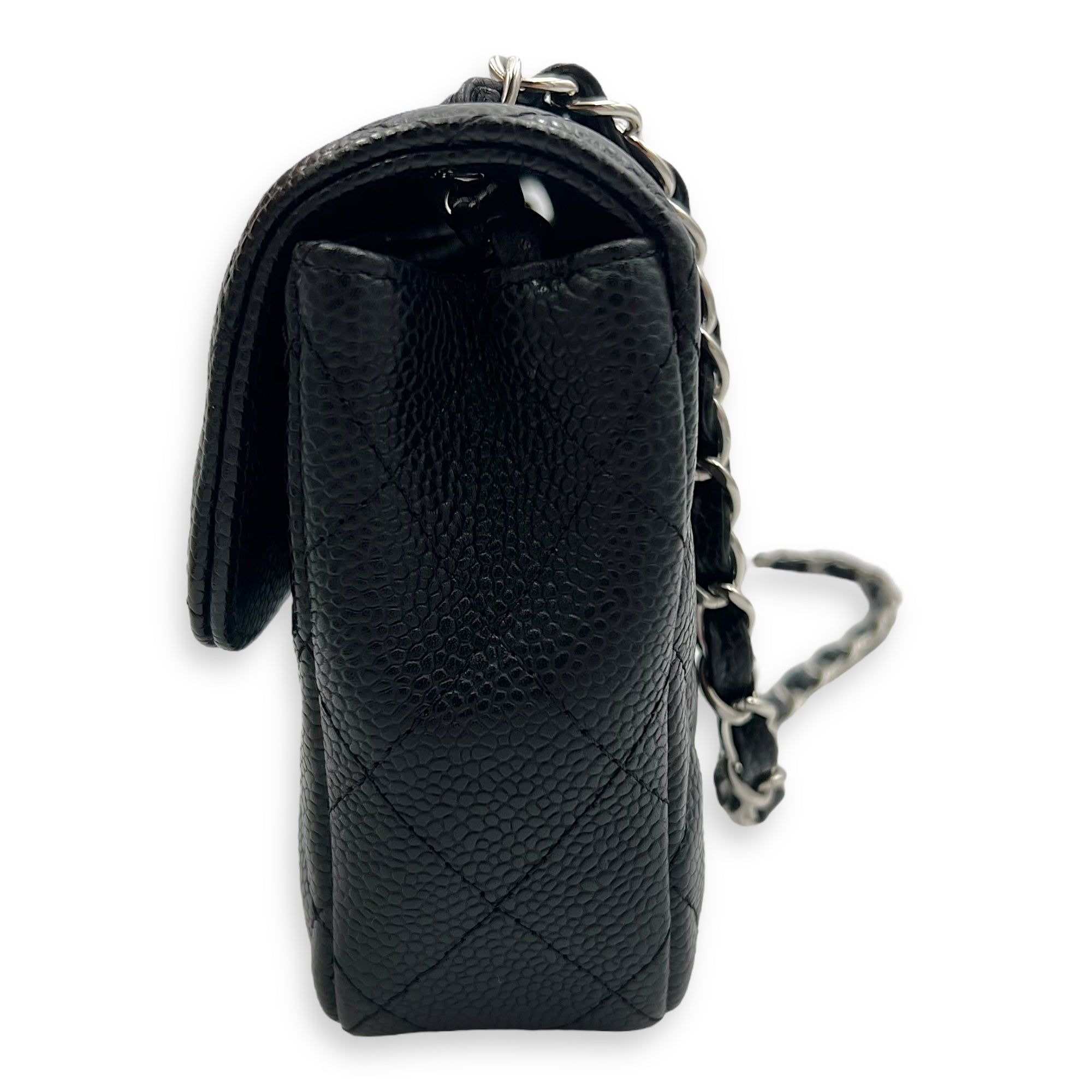 Chanel East West Flap Shoulder Bag Black in Caviar Leather, Silver hardware_4
