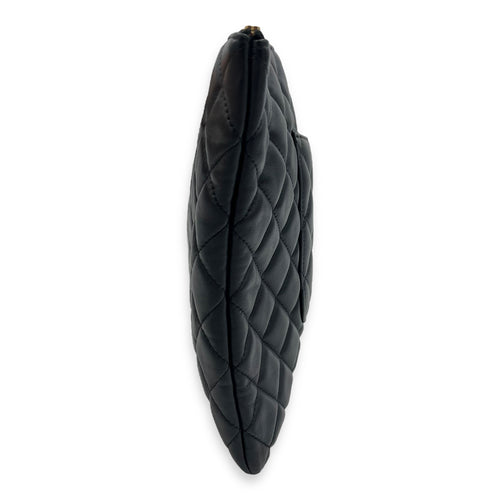 Chanel Classic Pouch Black in Lambskin, Gold hardware_6