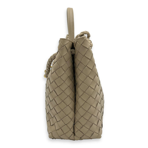 Bottega Veneta Andiamo Medium Beige Top Handle Bag in Calfskin, Gold hardware_4