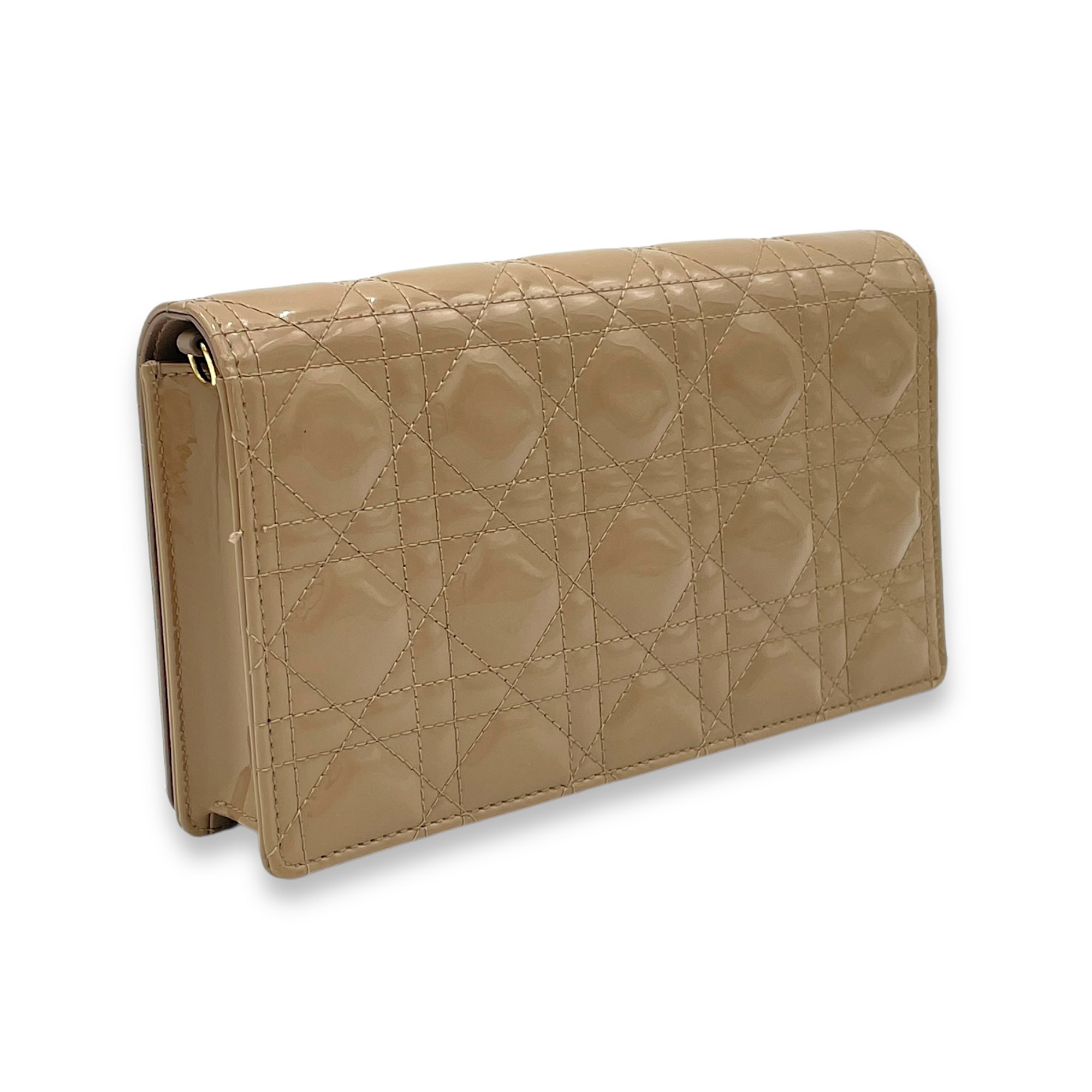 Cannage Wallet On Chain Beige in Patent Leather, Gold hardware