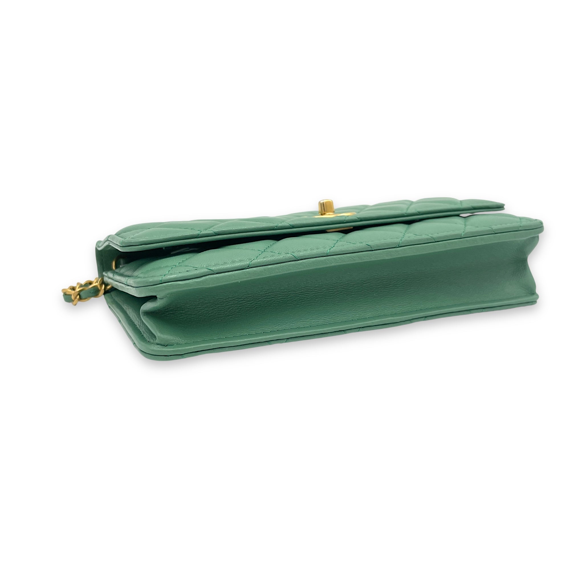 Pearl Crush Crossbody Bag Green in Lambskin, Gold hardware