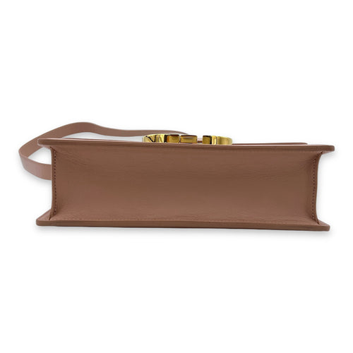 Montaigne 30 Shoulder bag in Calfskin, Gold Hardware