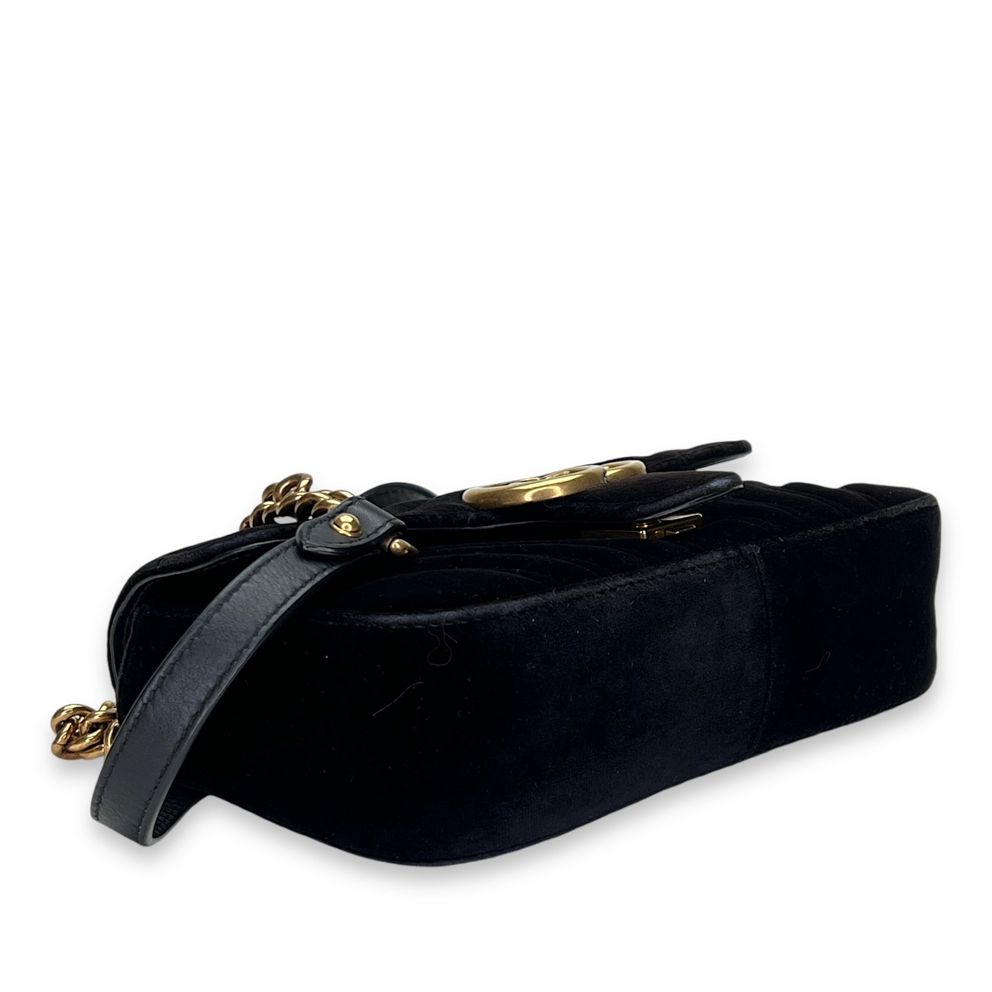 GG Marmont Small Shoulder bag in Velvet, Gold Hardware