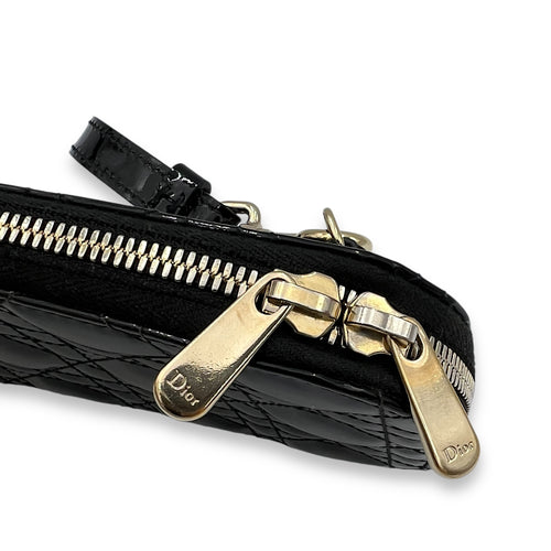 Cannage Pouch Black in Patent Leather, Silver hardware