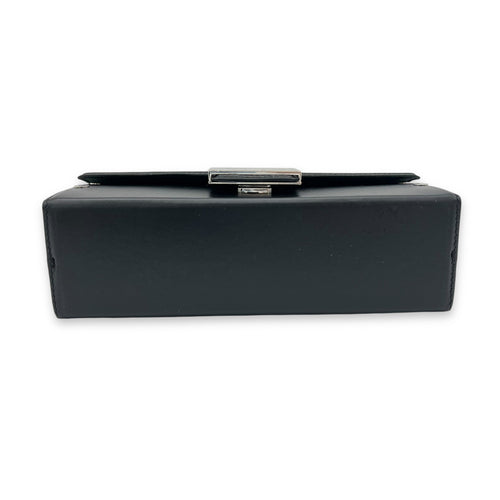 Baguette Box Marc Jacobs Black Crossbody Bag in Calfskin, Silver hardware