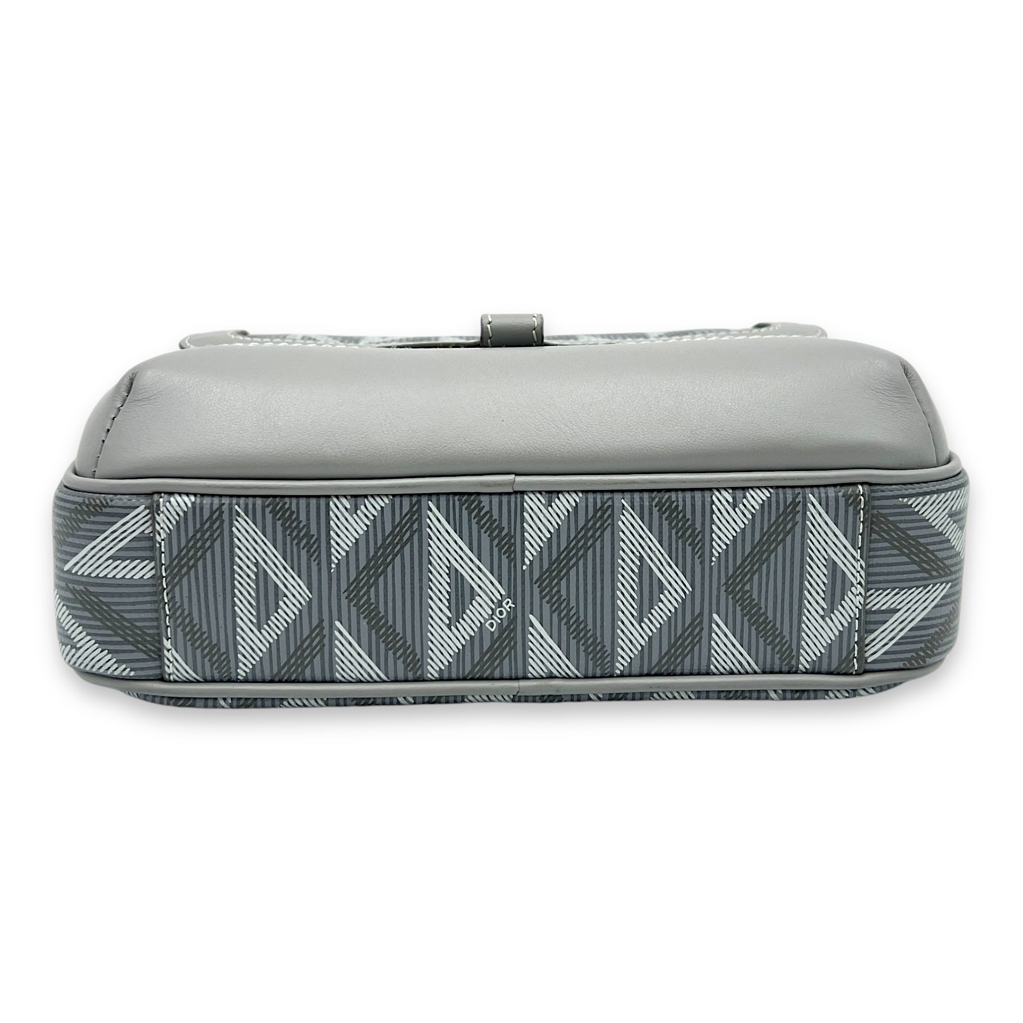 Hit The Road Grey Crossbody Bag in Coated Canvas, Silver hardware