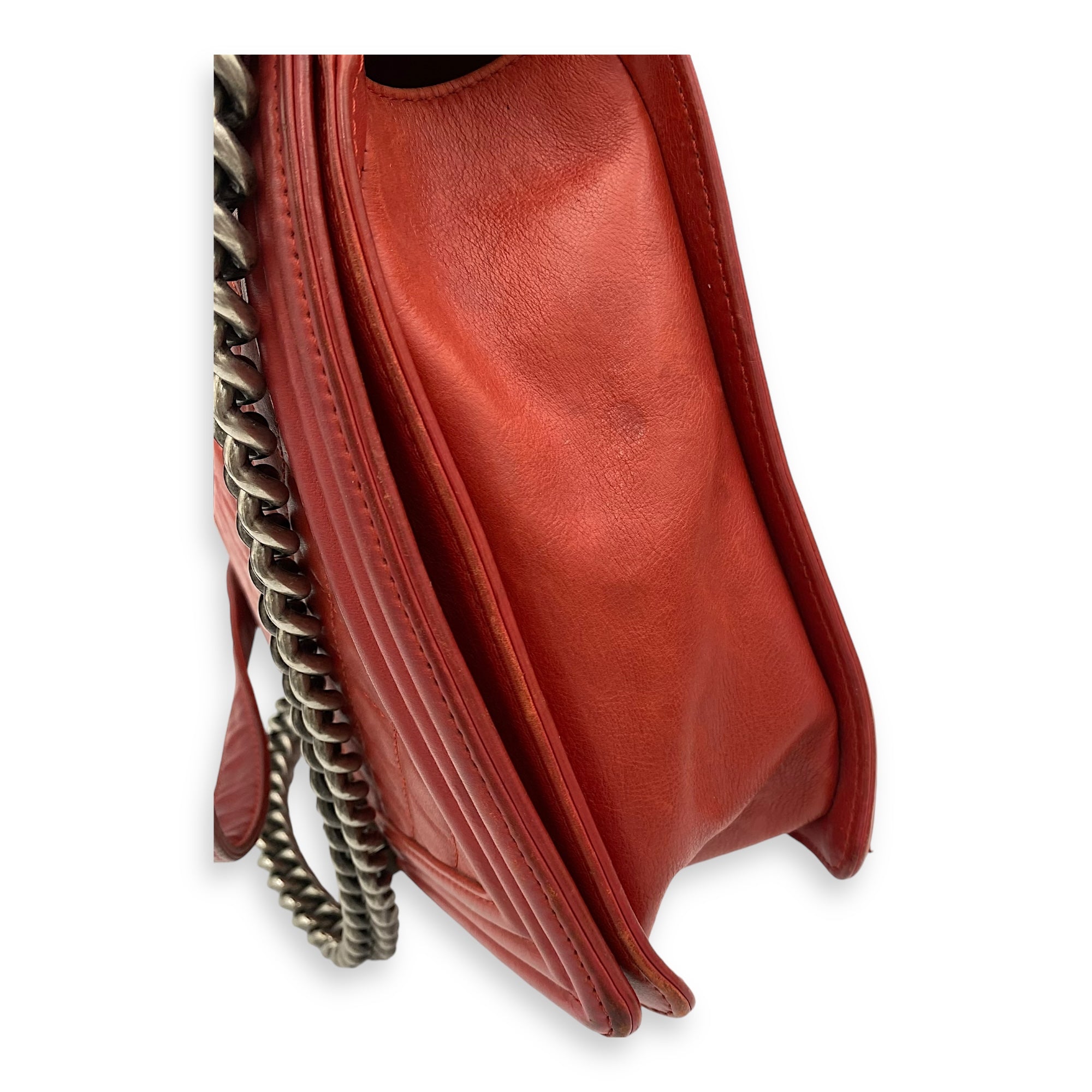 Boy Shoulder Bag Red in Lambskin, Ruthenium hardware