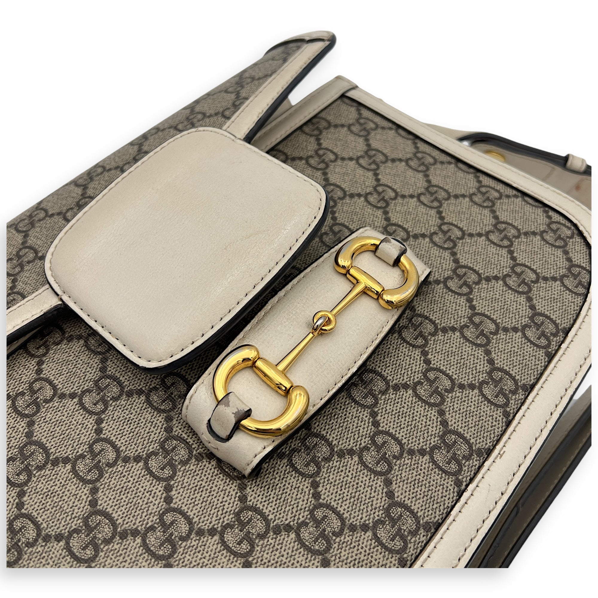 Horsebit 1955 Shoulder Bag White in Coated Canvas, Gold hardware