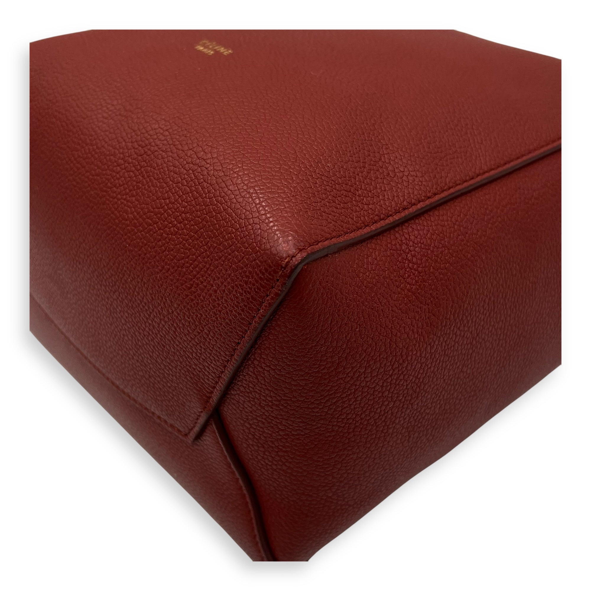 Sangle Shoulder Bag Small Red in Calfskin, Gold hardware