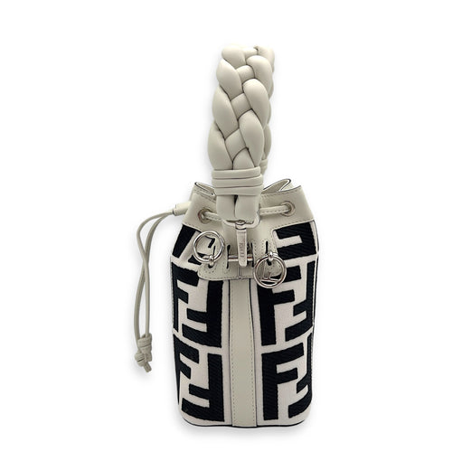 Fendi Mon Tresor Mini White Bucket Bag in Canvas, Silver hardware_3