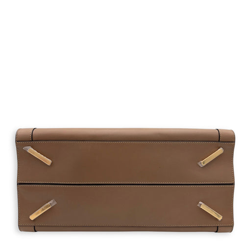 Loewe Barcelona Top Handle Bag Brown in Calfskin, Gold hardware_4