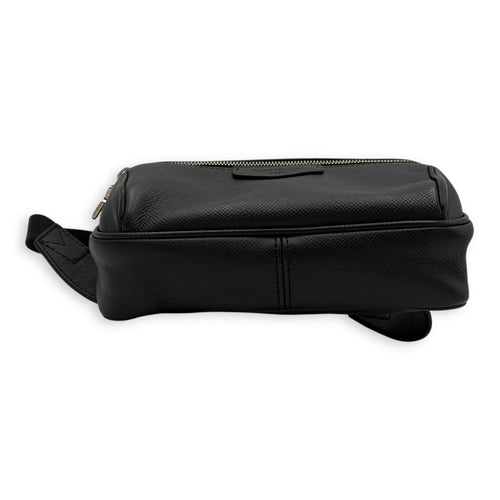Louis Vuitton Outdoor Black Belt Bag in Taiga Leather, Silver hardware_5