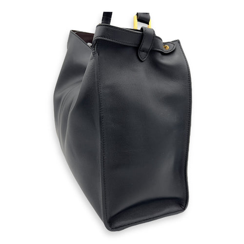 Fendi Peekaboo Top Handle Bag Black in Calfskin, Gold hardware_3