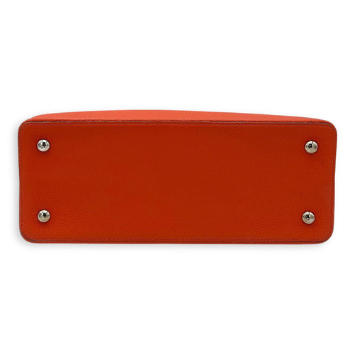 Louis Vuitton Capucines Top Handle Bag Orange in Taurillon Leather, Guilloche hardware_5