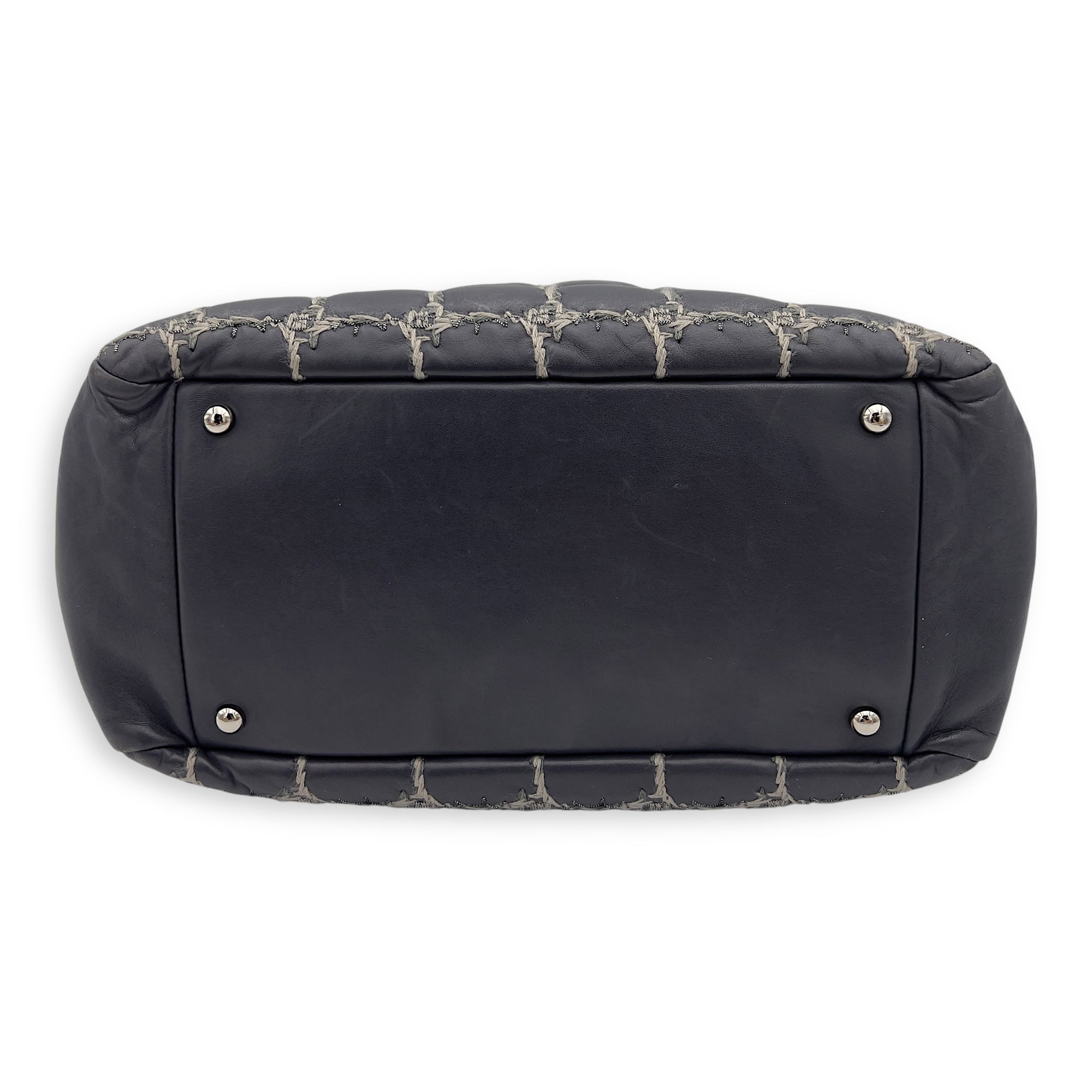 Chanel Double Stitch Bubble Grey Shoulder Bag in Tweed and Lambskin, Silver hardware_3