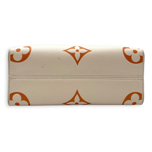 Louis Vuitton OnTheGo Top Handle Bag PM Beige in Empreinte Leather, Gold hardware_5