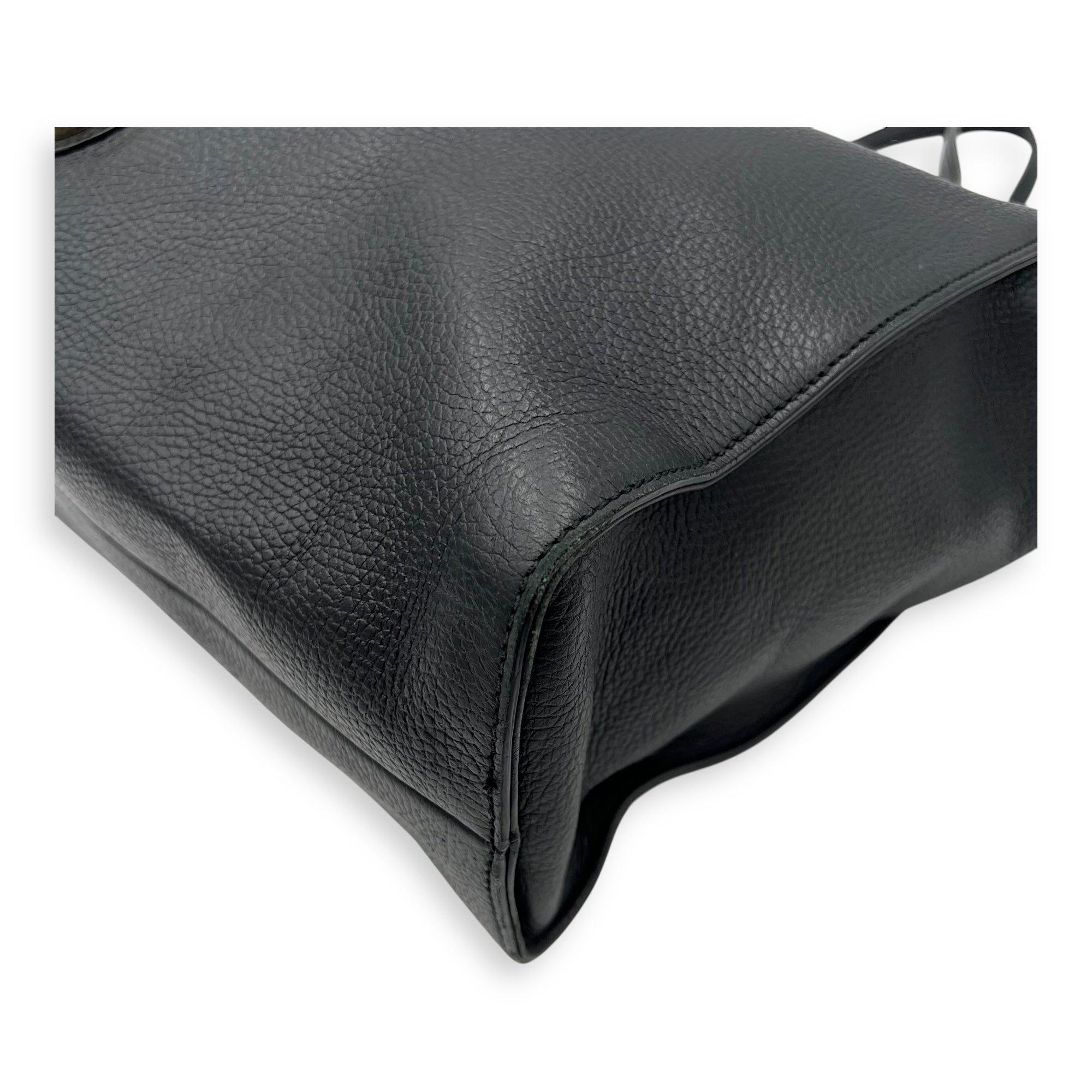 Gucci Interlocking G Tote Bag Black in Calfskin, Gold hardware_11