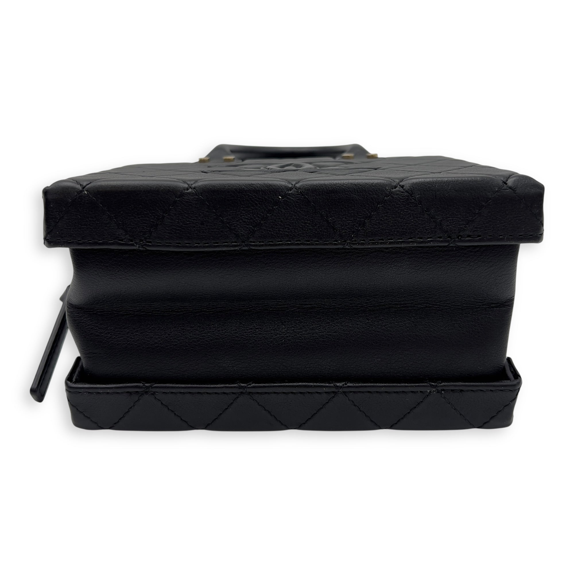 Chanel CC Black Top Handle Bag in Calfskin, Gold hardware_3