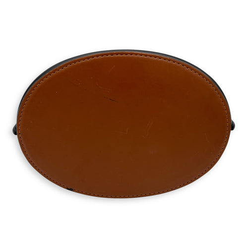 Loewe Anagram Shoulder Bag Brown in Calfskin, Gold hardware_3