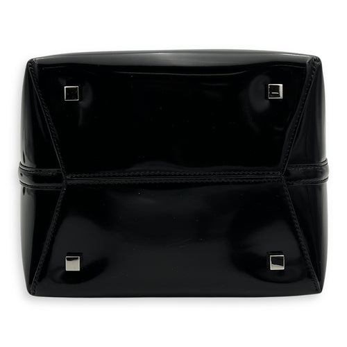 Saint Laurent Le 37 Bucket Bag Black in Patent Leather, Silver hardware_5