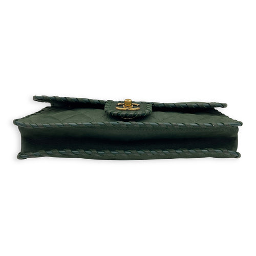 Chanel Happy Stitch Green Shoulder Bag in Calfskin, Gold hardware_4