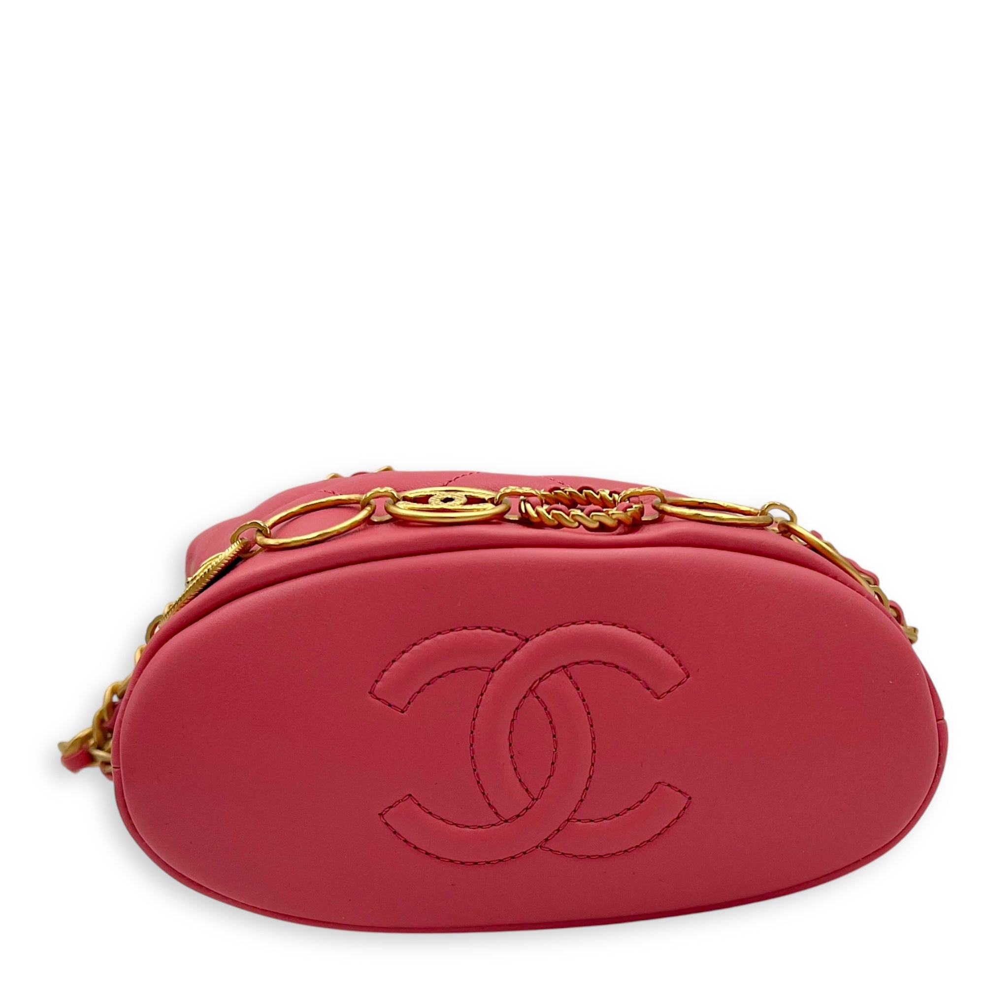 Chanel Quilted Seasonal Bucket Bag Pink in Calfskin, Gold hardware_5