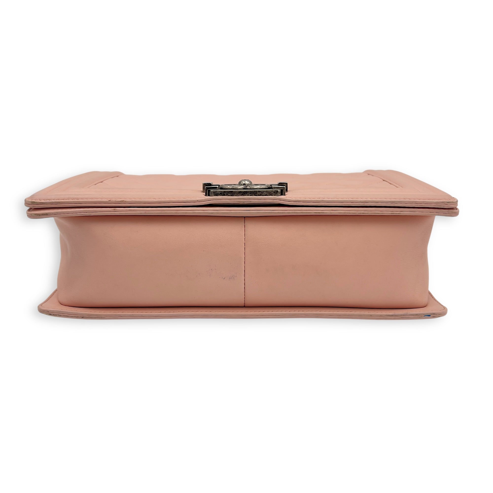 Chanel Boy Medium Pink Shoulder Bag in Calfskin, Ruthenium hardware_7