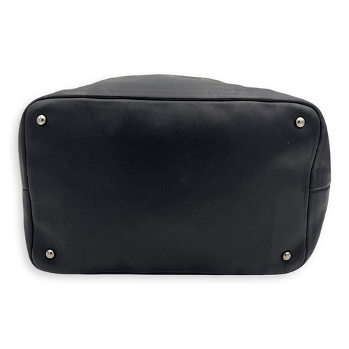 Chanel Surpique Wild Stitch Bucket Bag Black in Lambskin, Silver hardware_7