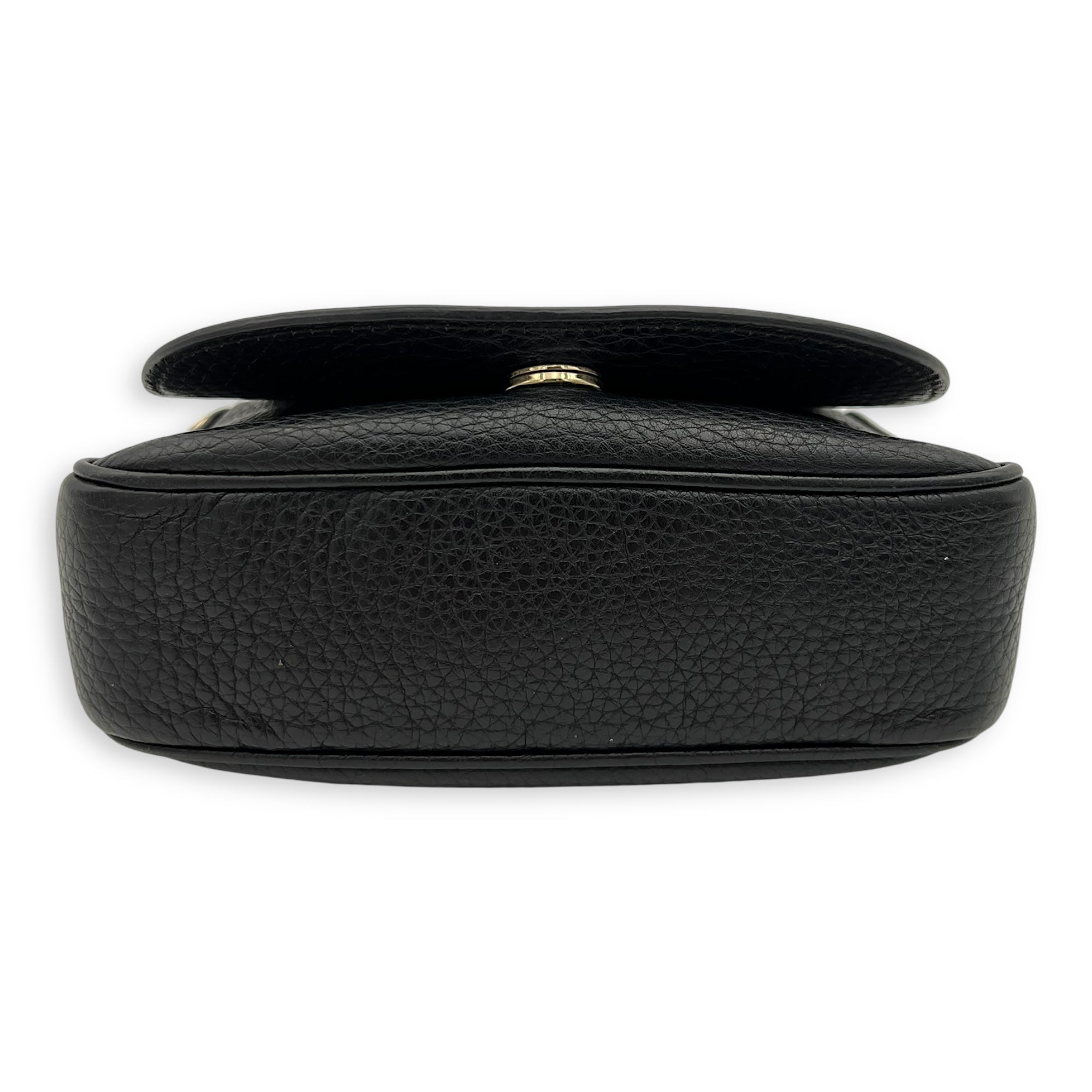 Gucci Soho Crossbody Bag Black in Calfskin, Gold hardware_11