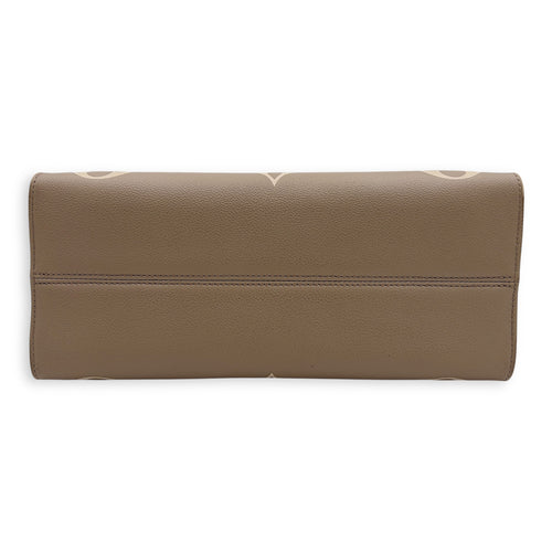 Louis Vuitton OnTheGo MM Beige Top Handle Bag in Empreinte Leather, Gold hardware_7