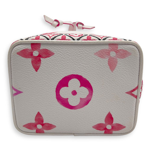 Louis Vuitton By The Pool Noe Nano White Bucket Bag in Coated Canvas, Gold hardware_7