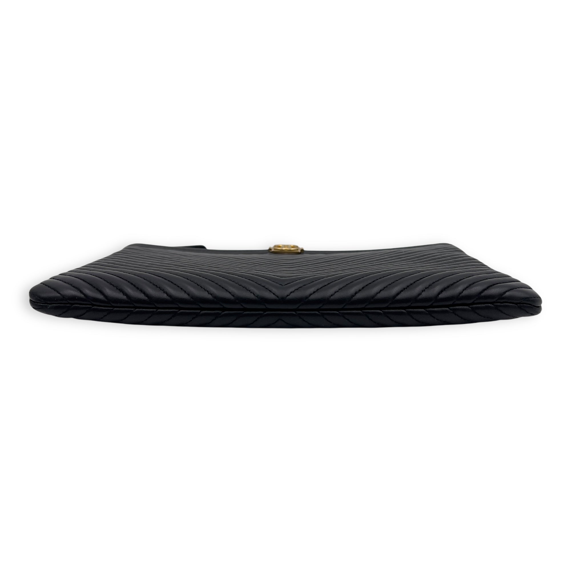 Chanel Chevron Boy Black Clutch in Lambskin, Gold hardware_3