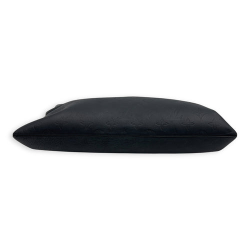 Louis Vuitton Discovery Pouch Black in Calfskin, Silver hardware_4