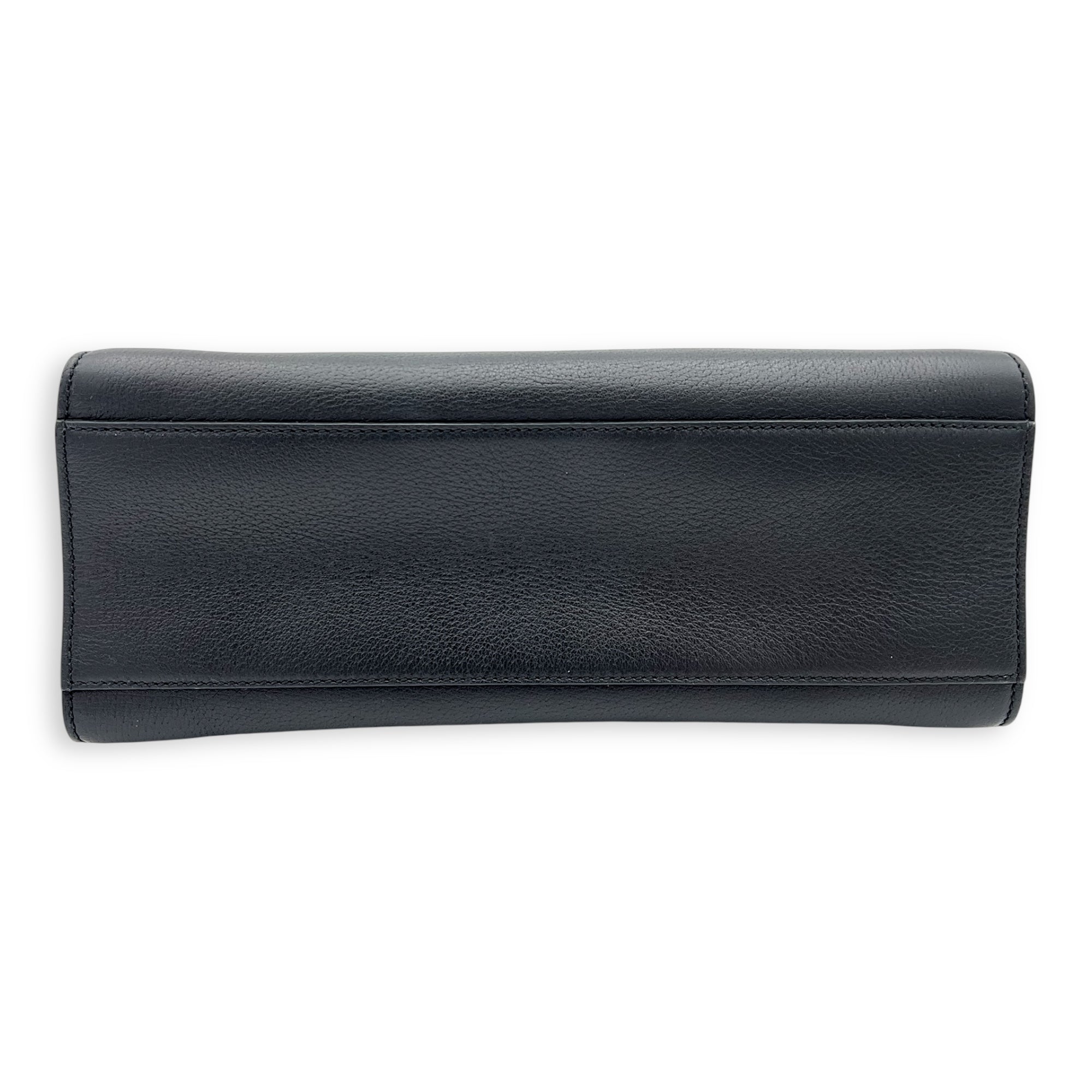 Gucci Sylvie Shoulder Bag Black in Calfskin, Silver hardware_3