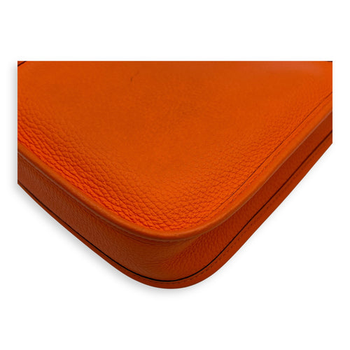 Hermès Evelyne Orange in Clemence, Gold hardware_10