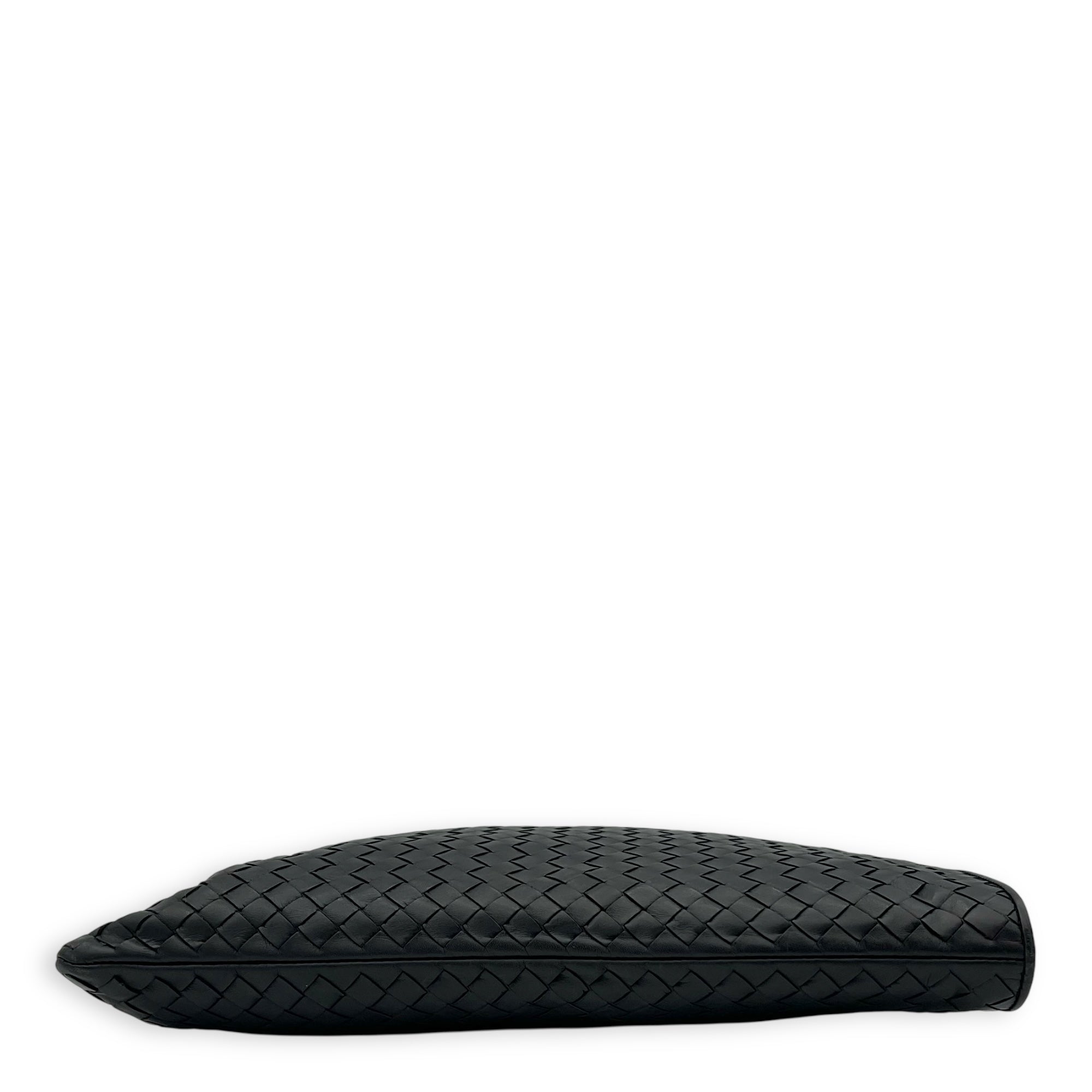 Bottega Veneta Intrecciato Pouch Black in Lambskin, Silver hardware_5