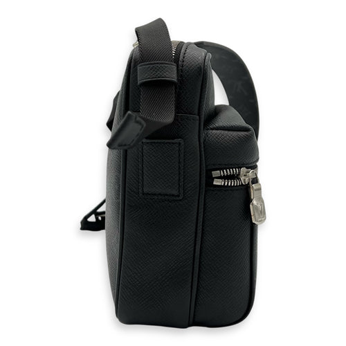Louis Vuitton Logo Messenger Grey in Monogram Coated Canvas, Silver hardware_4