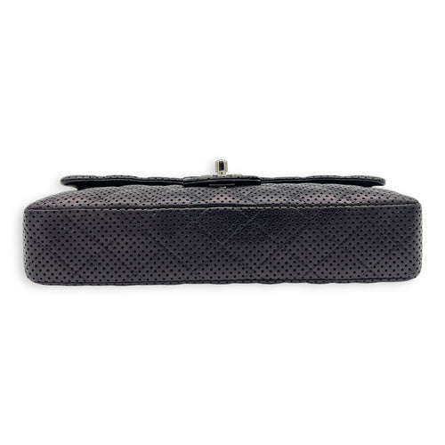 Chanel East West Black Shoulder Bag in Calfskin, Silver hardware_8