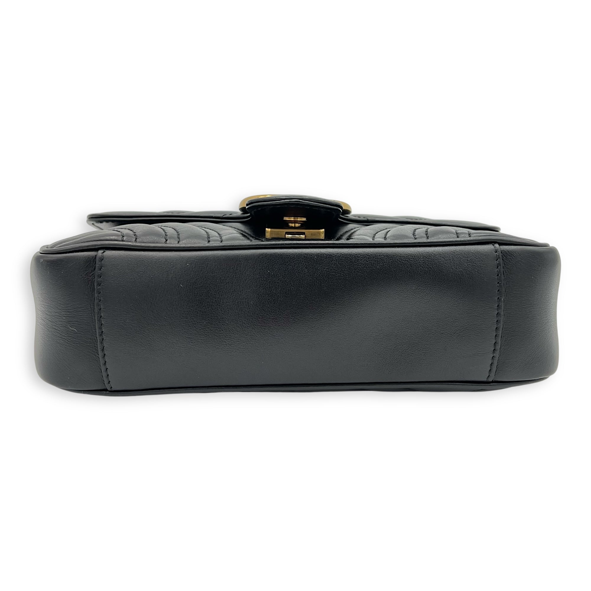 Gucci GG Marmont Shoulder Bag Mini Black in Calfskin, Gold hardware_7