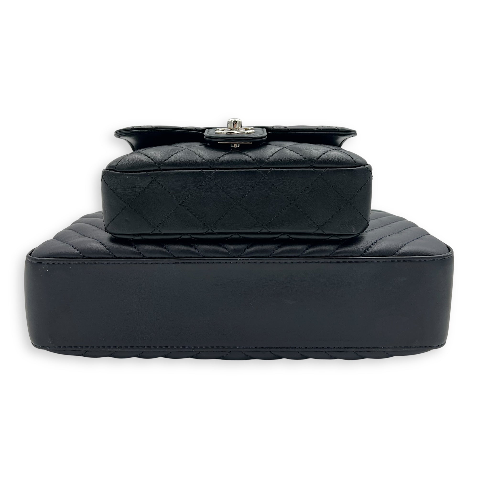 Chanel Paris Hamburg Double Camera Bag With Flap Navy & Black Shoulder Bag in Calfskin, Silver hardware_4