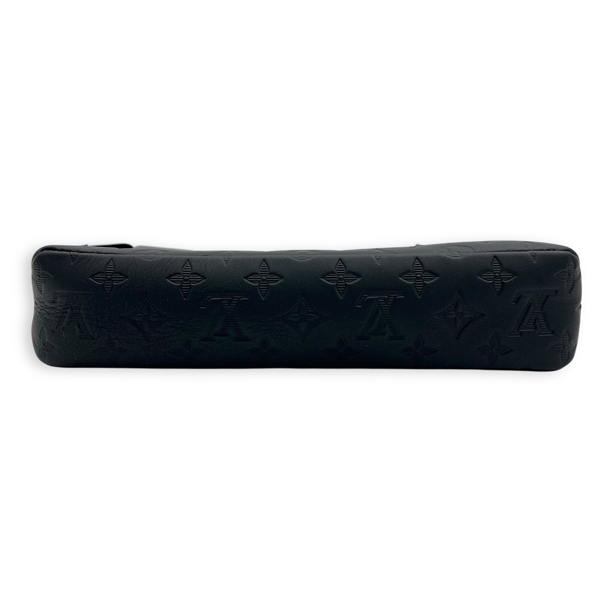 Louis Vuitton Pochette Pouch Black in Calfskin, Lacquered Metal hardware_5