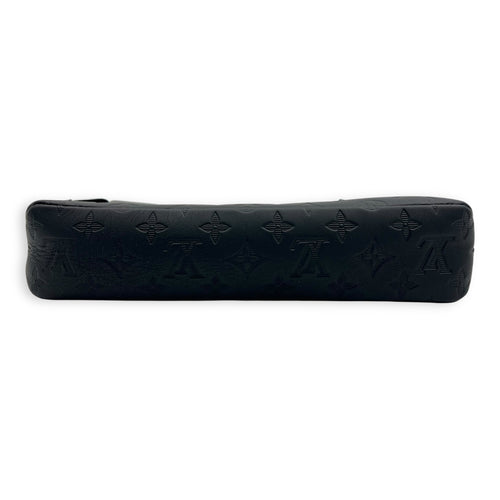 Louis Vuitton Pochette Pouch Black in Calfskin, Lacquered Metal hardware_5
