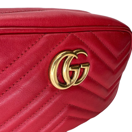 GG Marmont Red Crossbody Bag in Calfskin, Gold hardware