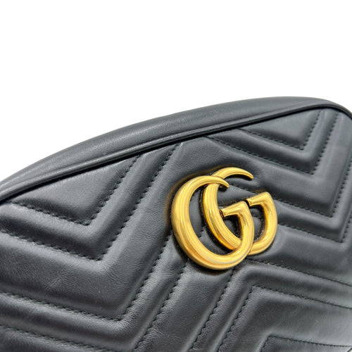 GG Marmont Small Black Crossbody Bag in Calfskin, Gold hardware