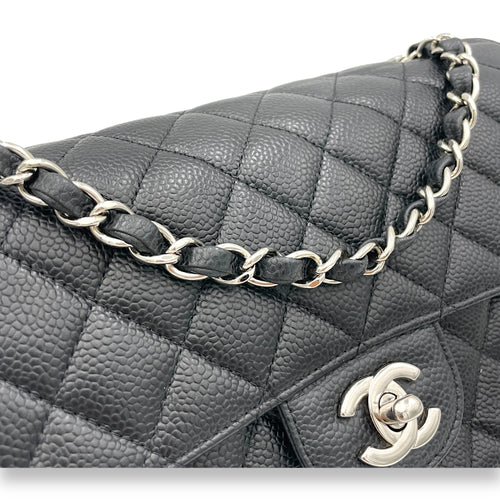 Classic Shoulder Bag Medium Black in Caviar Leather, Silver hardware