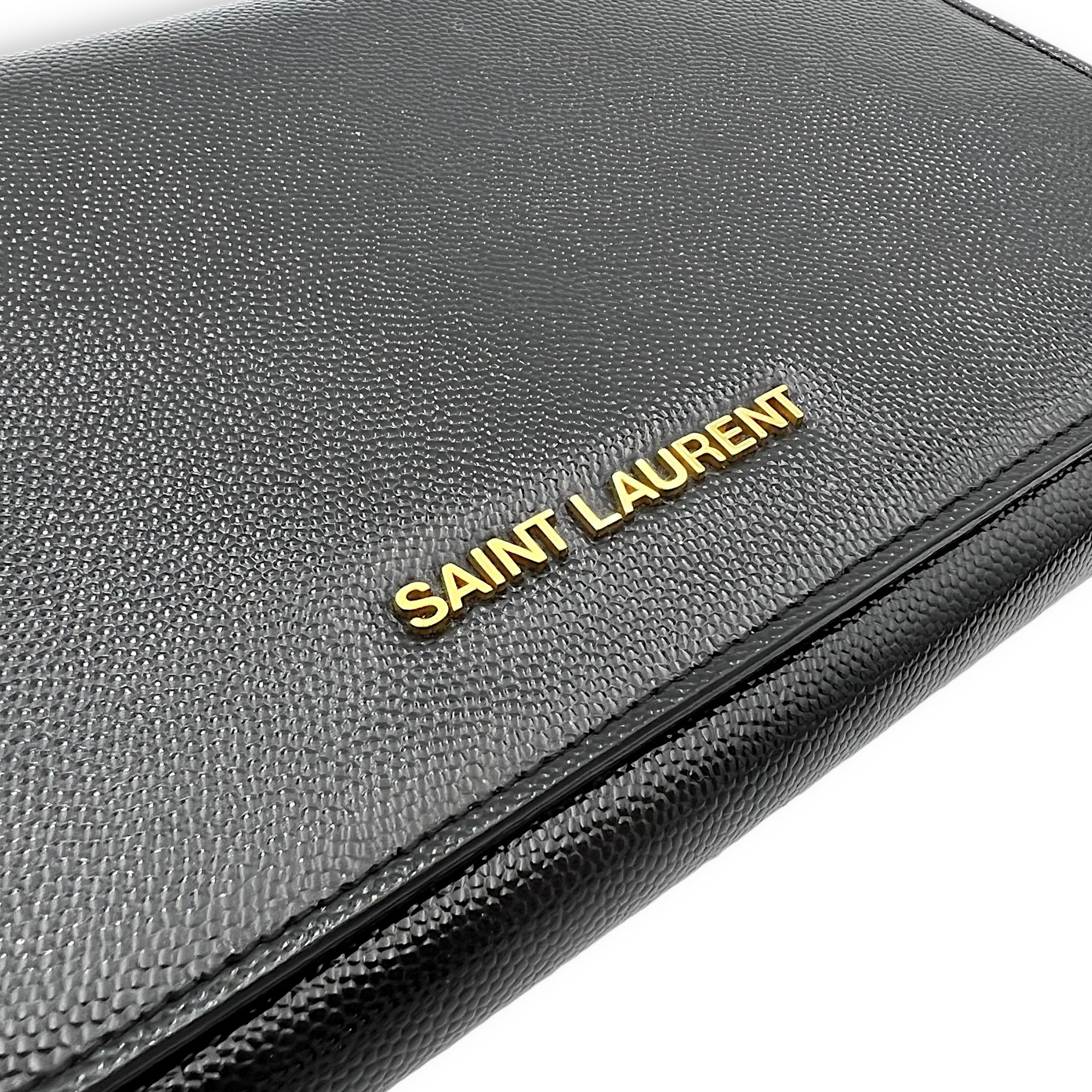 Logo Wallet On Chain Black in Patent Leather, Gold hardware