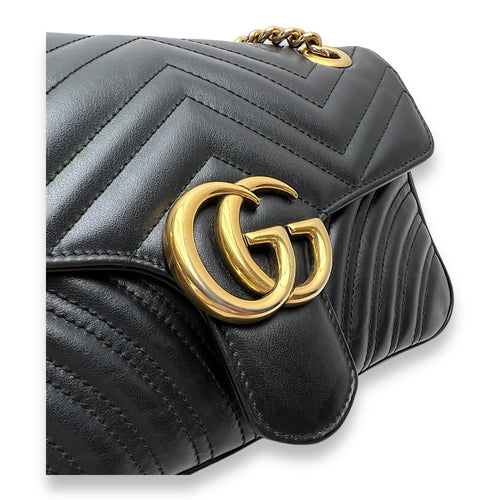 GG Marmont Shoulder Bag Small Black in Calfskin, Gold hardware